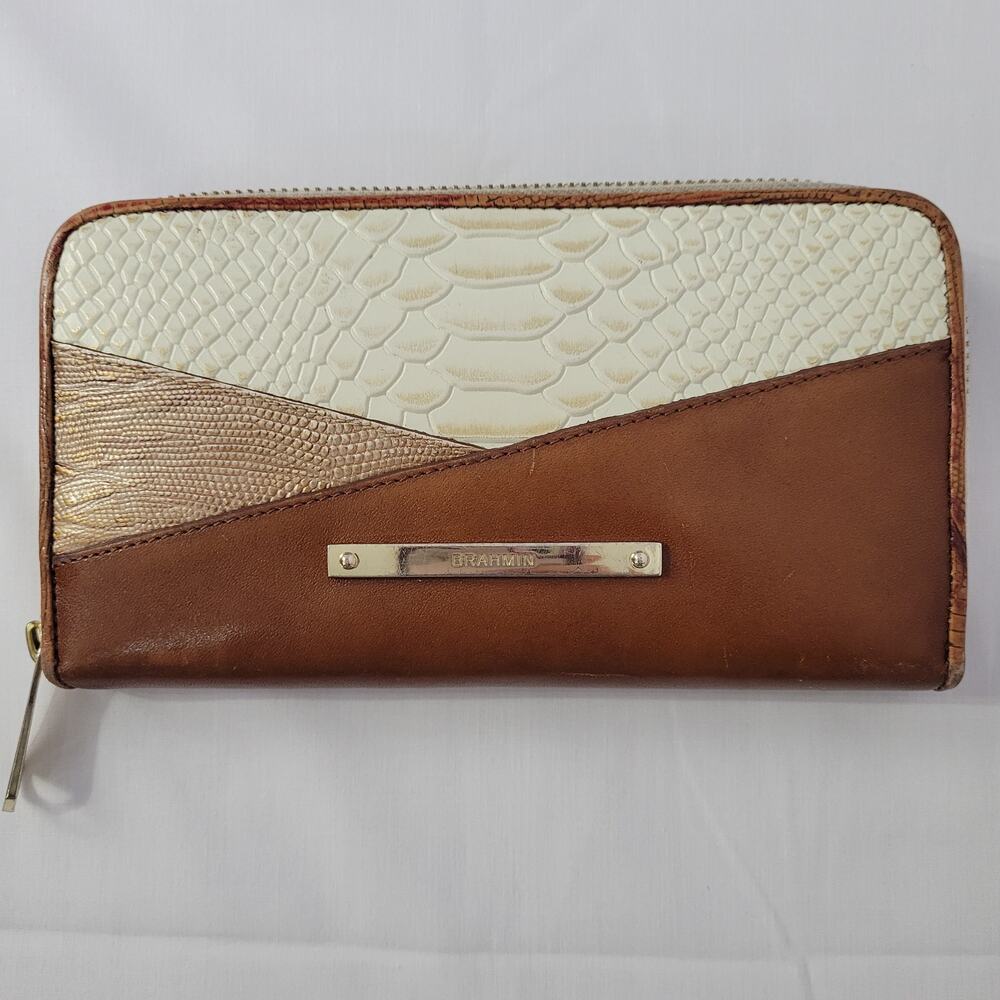Brahmin Suri Creme Marshmallow Zip Around Leather Wallet Clutch Tricolor